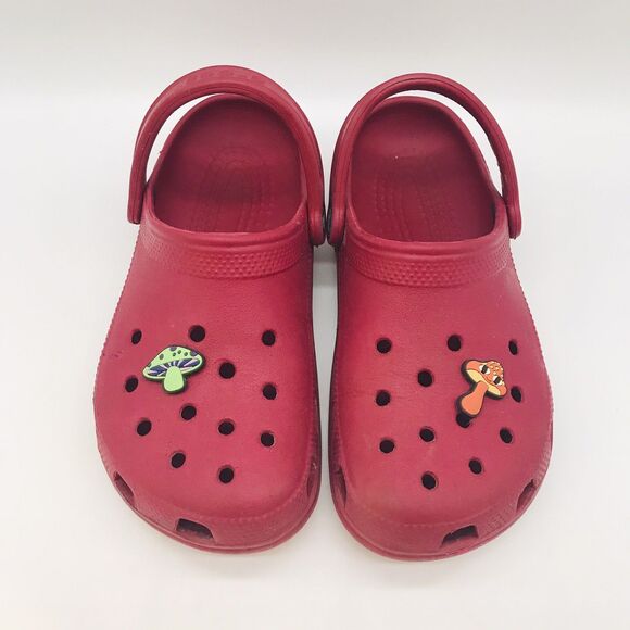 Crocs Classic Red Clogs Men's 5 - Women's 7  Comfort Shoe Slip On Water Sandals - Picture 5 of 11